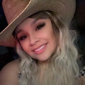 Meet your Posher, Melinda